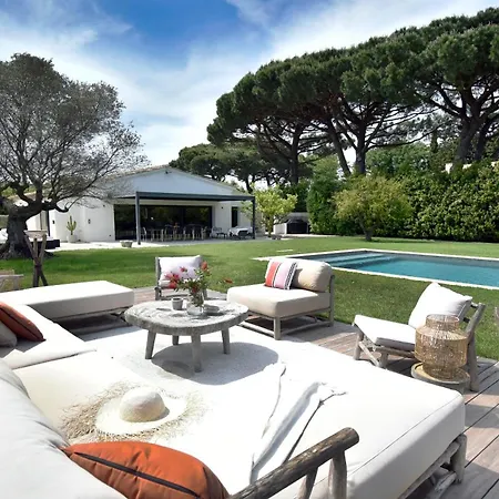 Bacchus Ramatuelle, Piscine, 800m! Villa *